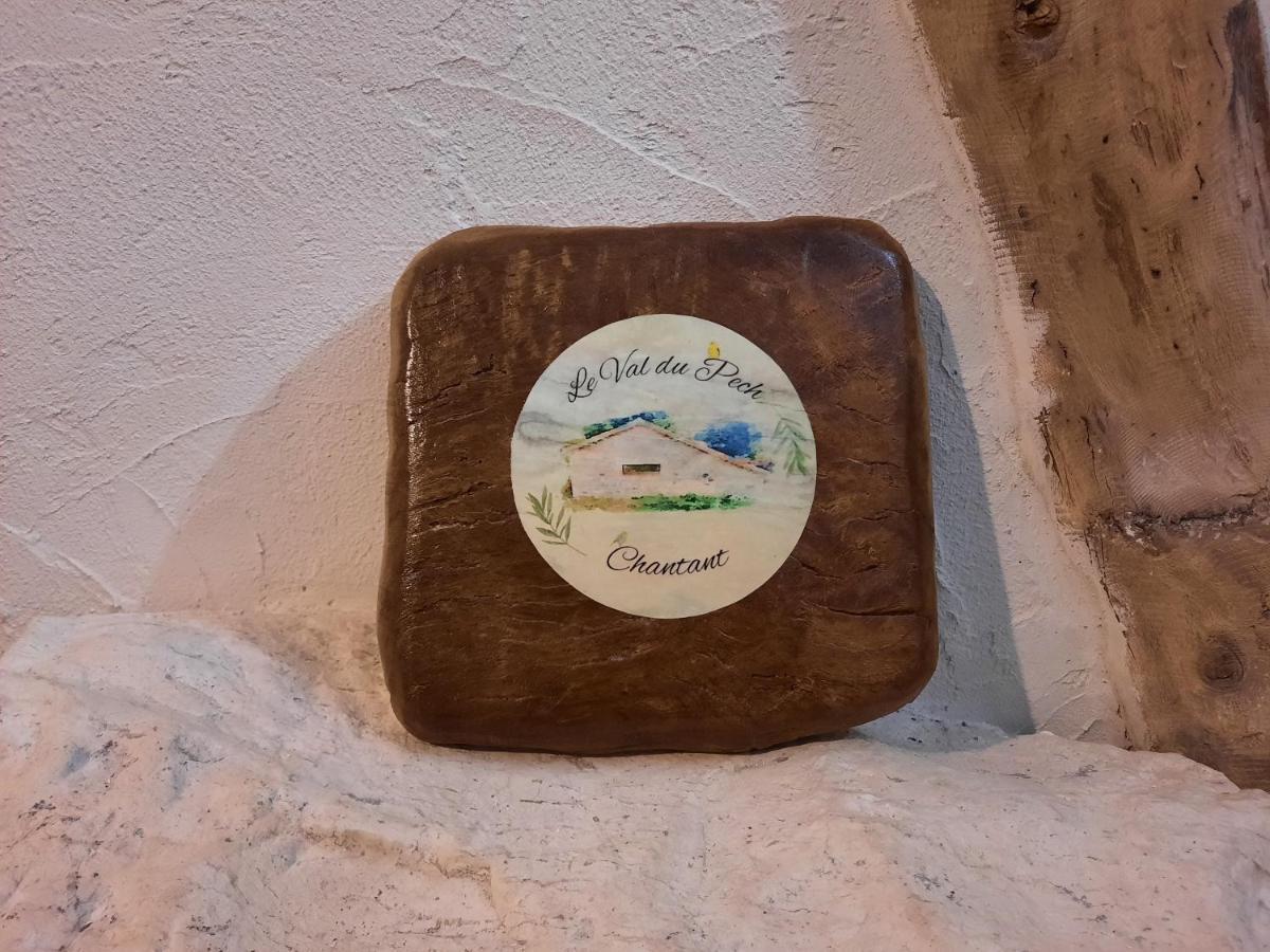 Le Val Du Pech Chantant Chambres D'Hotes Pern Bagian luar foto